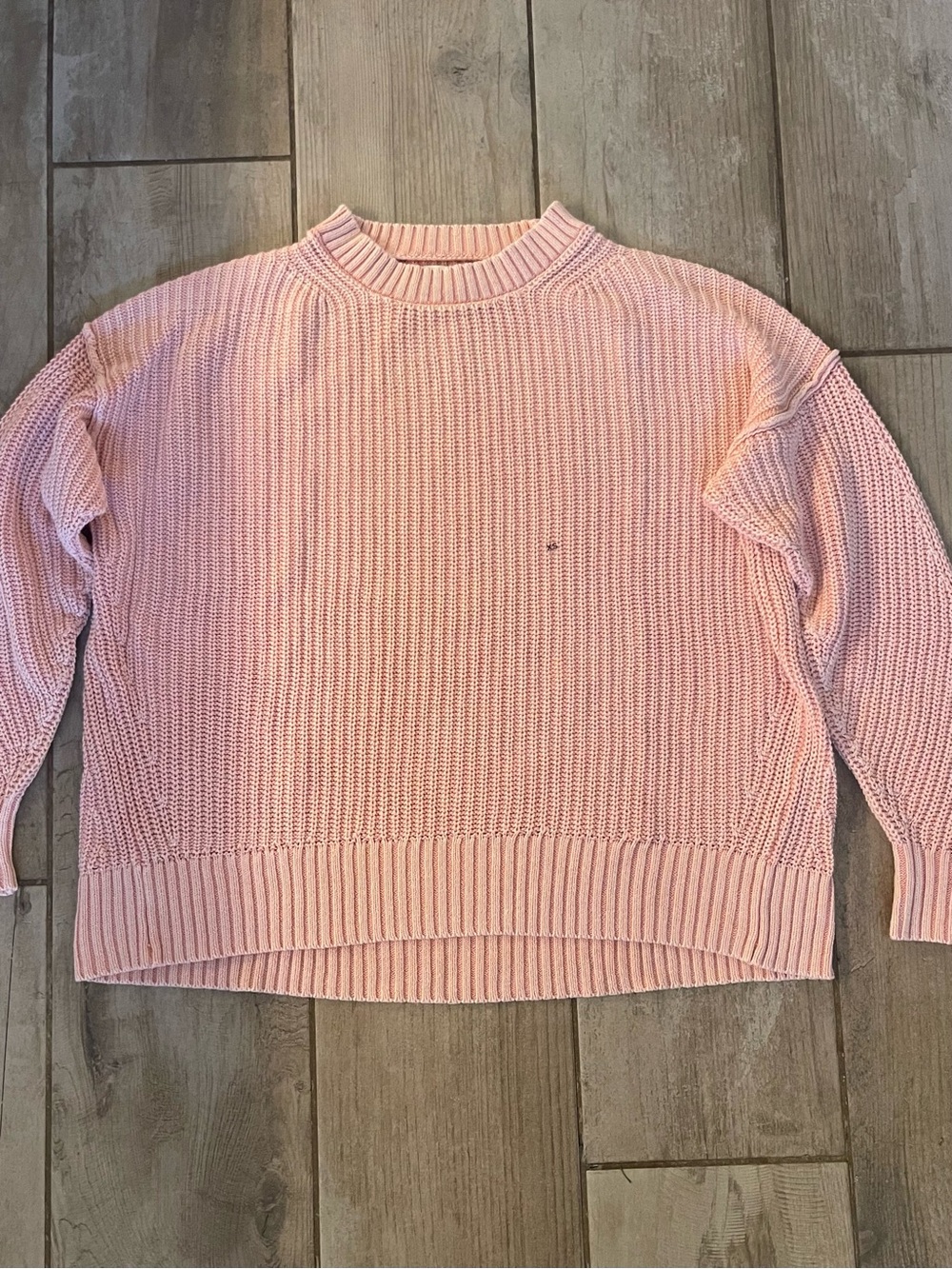 American Eagle light pink washed sweater